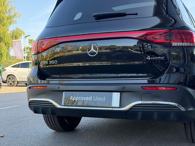 Mercedes-Benz Eqb Photo 17