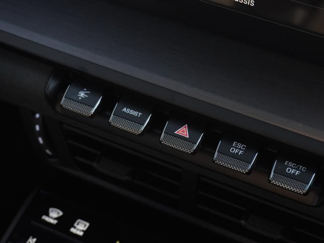 PORSCHE 911 Photo 32