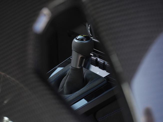PORSCHE 911 Photo 33