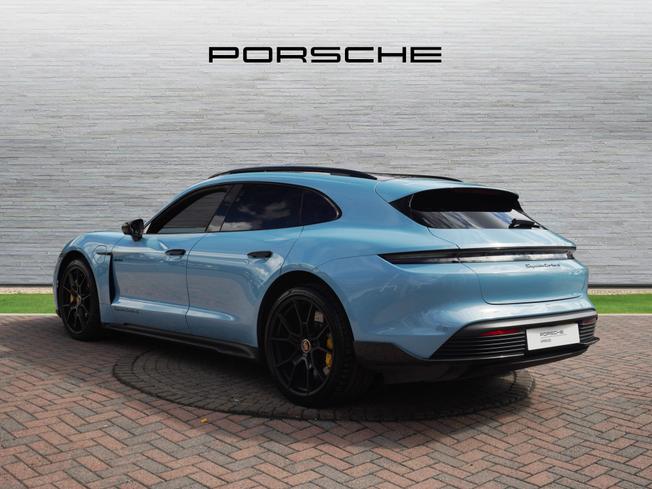 PORSCHE Taycan Photo 2