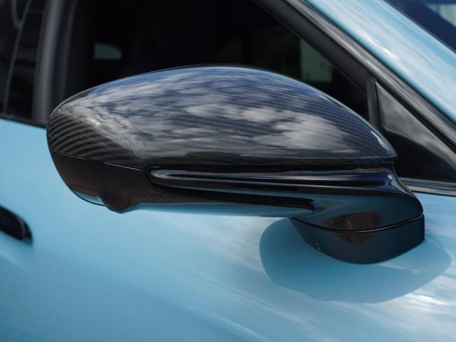 PORSCHE Taycan Photo 49