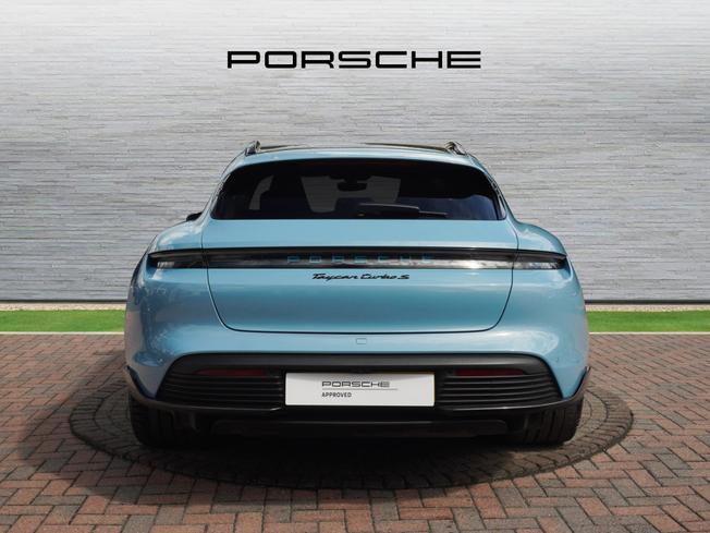PORSCHE Taycan Photo 7