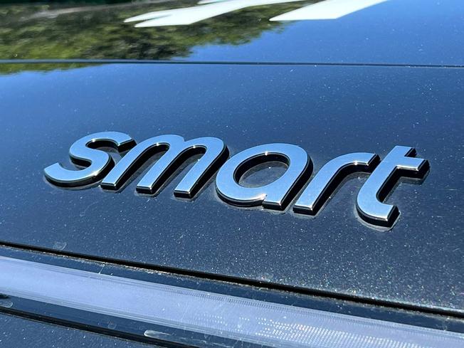 SMART Hashtag 1 Photo 17