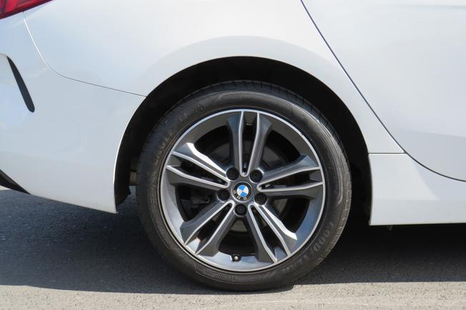 BMW 2 Series Photo 18