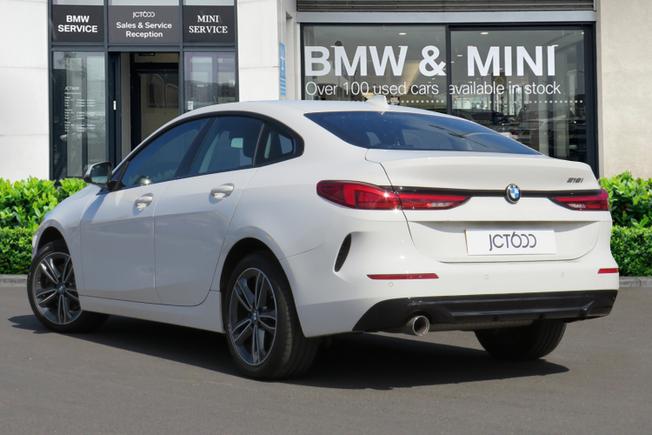 BMW 2 Series Photo 2