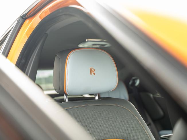 ROLLS-ROYCE Ghost Photo 12