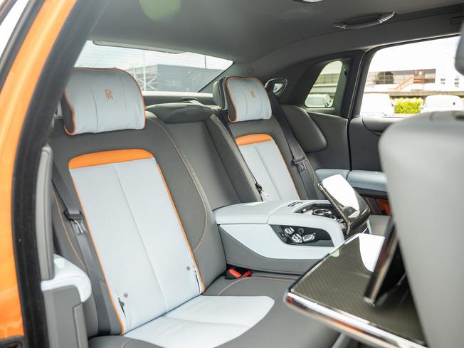 ROLLS-ROYCE Ghost Photo 15