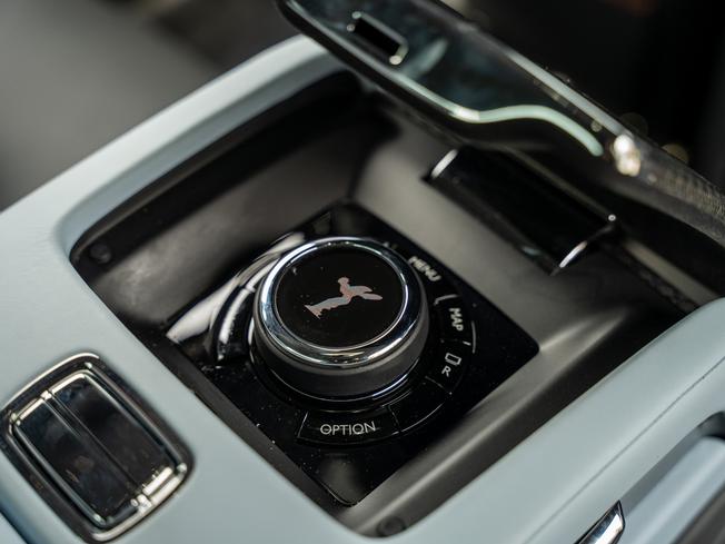 ROLLS-ROYCE Ghost Photo 18