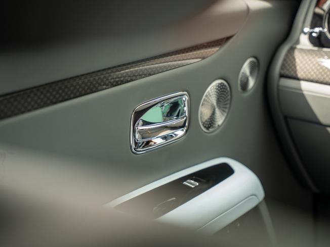 ROLLS-ROYCE Ghost Photo 21
