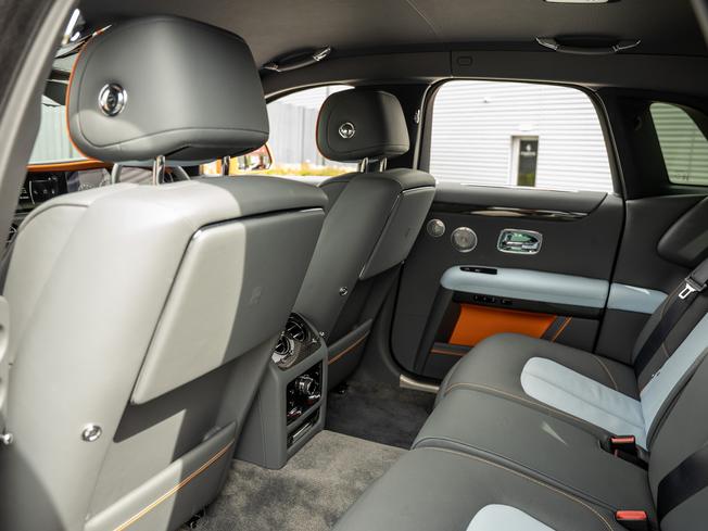 ROLLS-ROYCE Ghost Photo 22