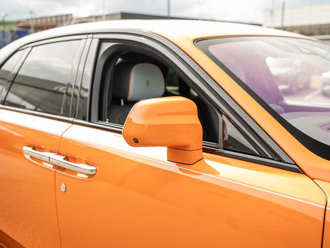 ROLLS-ROYCE Ghost Photo 33