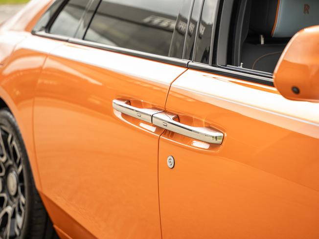 ROLLS-ROYCE Ghost Photo 34