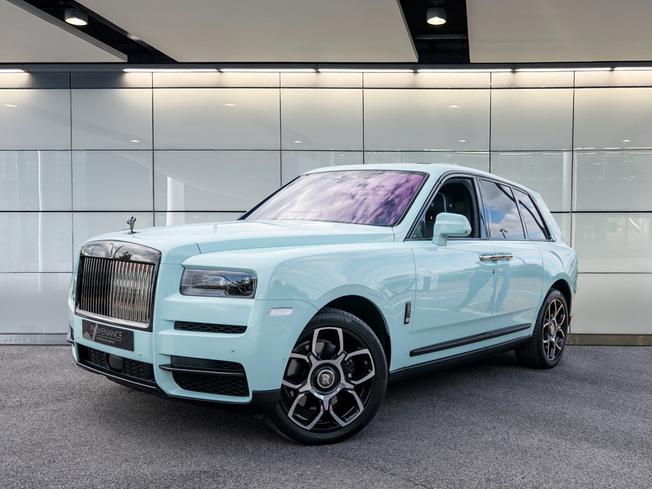 Rolls-Royce Cullinan Photo 1