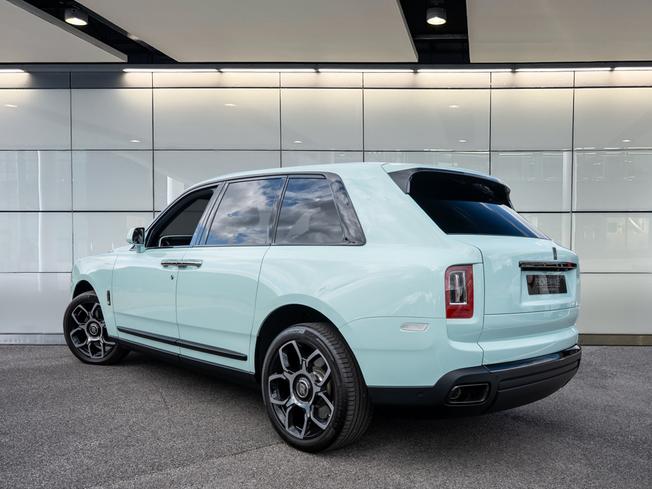 Rolls-Royce Cullinan Photo 32