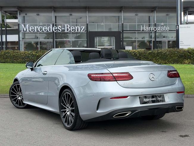MERCEDES-BENZ E Class Photo 2
