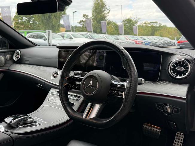 MERCEDES-BENZ E Class Photo 3