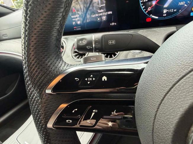 MERCEDES-BENZ E Class Photo 36