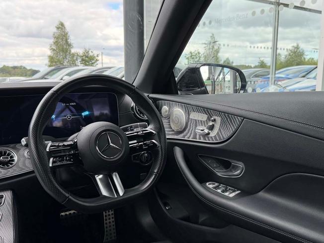 MERCEDES-BENZ E Class Photo 41