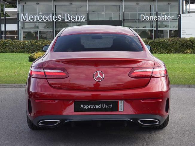 MERCEDES-BENZ E Class Photo 11