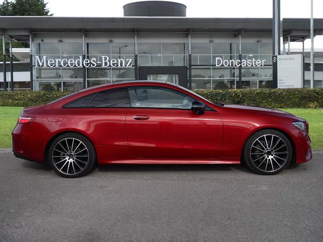 MERCEDES-BENZ E Class Photo 7