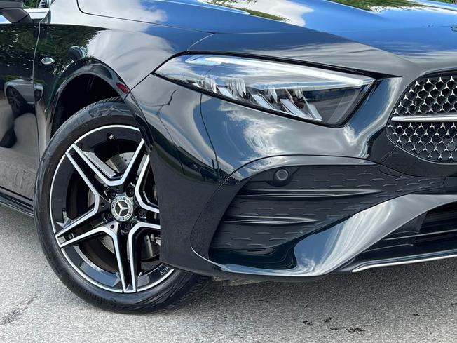 MERCEDES-BENZ A Class Photo 12