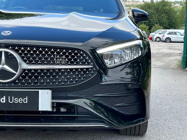 MERCEDES-BENZ A Class Photo 19