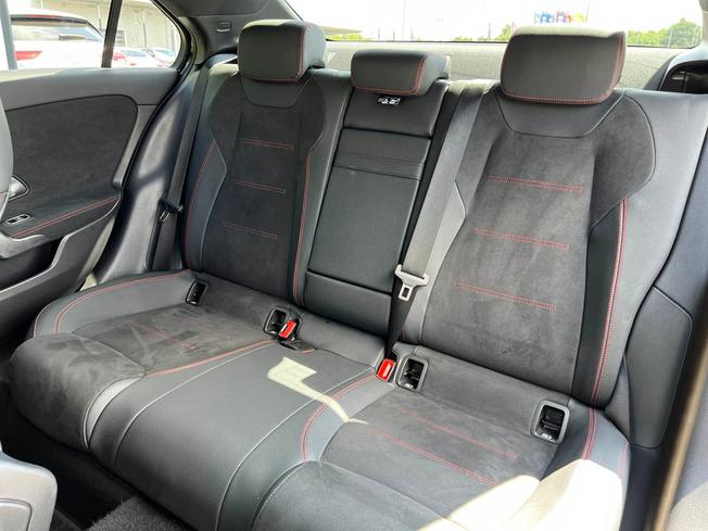 MERCEDES-BENZ A Class Photo 42