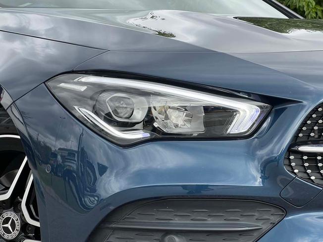 MERCEDES-BENZ Cla Class Photo 13
