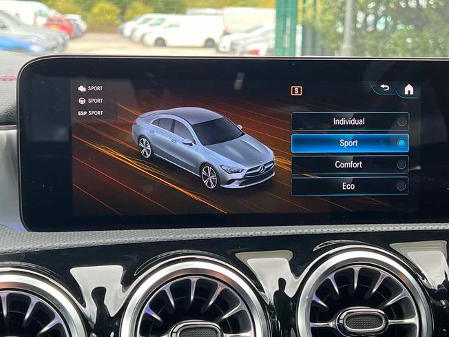MERCEDES-BENZ Cla Class Photo 32
