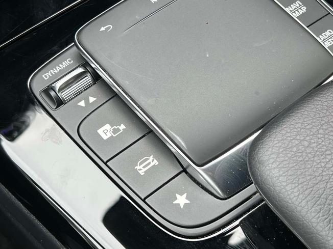 MERCEDES-BENZ Cla Class Photo 34