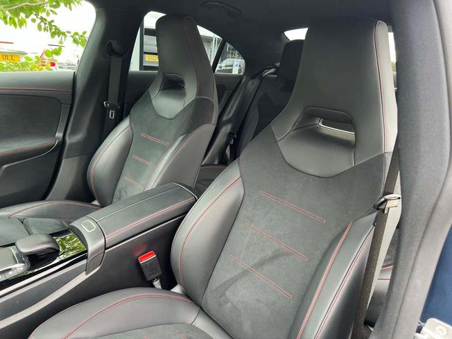 MERCEDES-BENZ Cla Class Photo 40