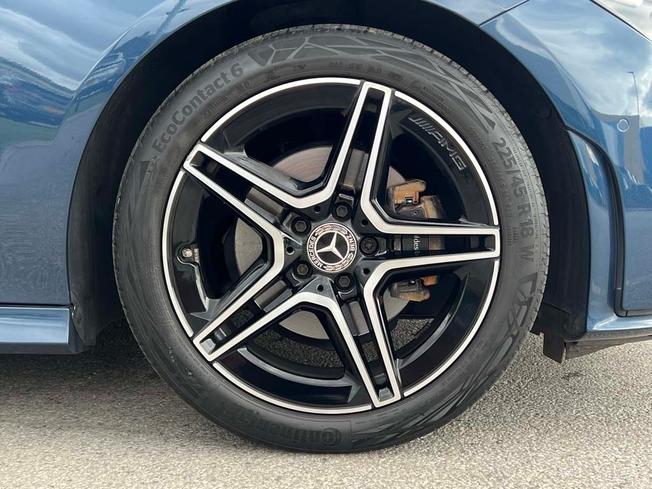 MERCEDES-BENZ Cla Class Photo 6