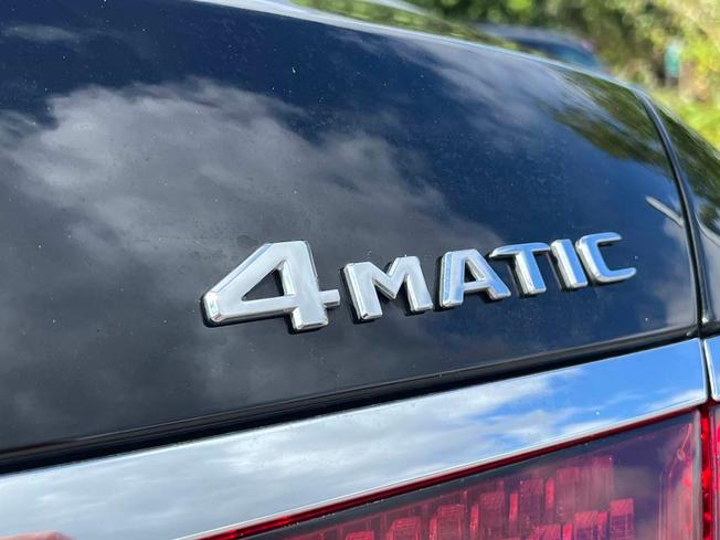 MERCEDES-BENZ S Class Photo 21