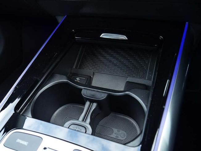 MERCEDES-BENZ GLA Photo 21