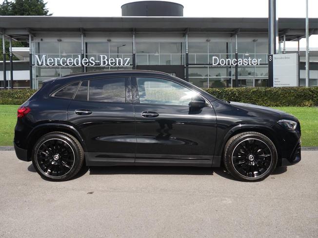 MERCEDES-BENZ GLA Photo 7