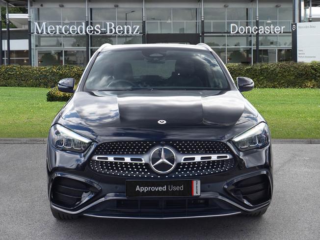 MERCEDES-BENZ Gla Photo 10