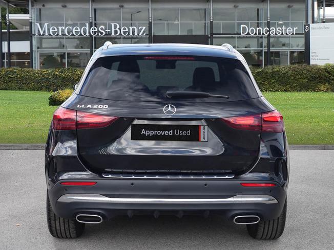 MERCEDES-BENZ Gla Photo 11