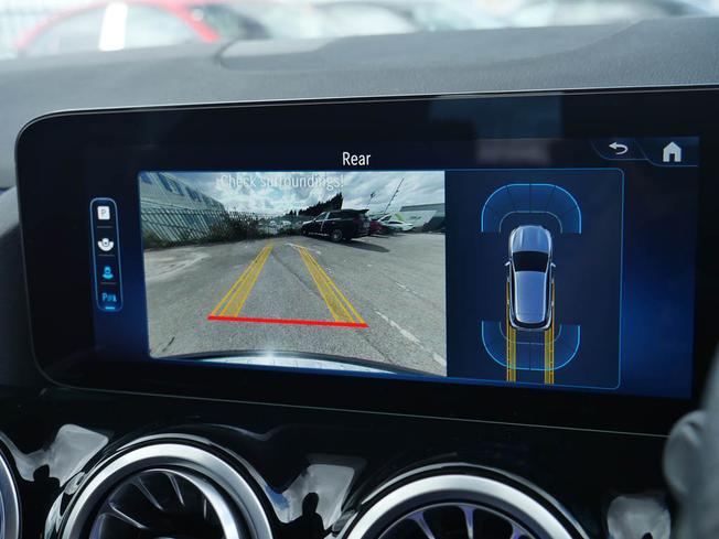 MERCEDES-BENZ Gla Photo 26