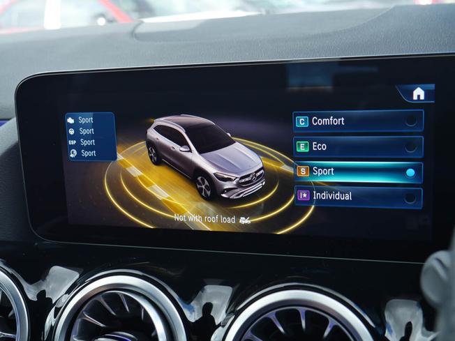 MERCEDES-BENZ Gla Photo 28