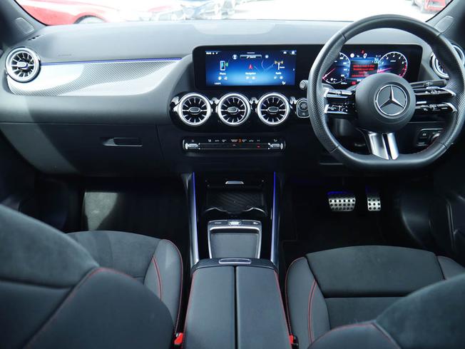 MERCEDES-BENZ Gla Photo 5