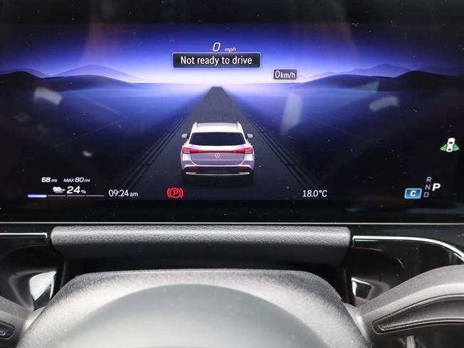 MERCEDES-BENZ Eqa Photo 34