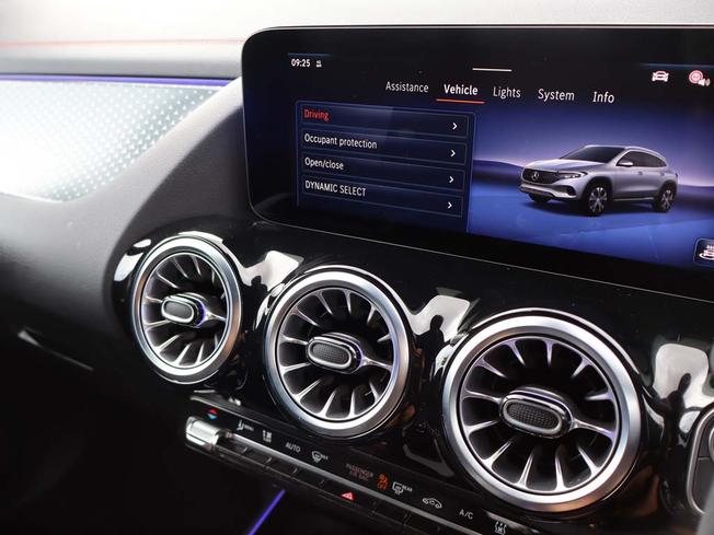 MERCEDES-BENZ Eqa Photo 42