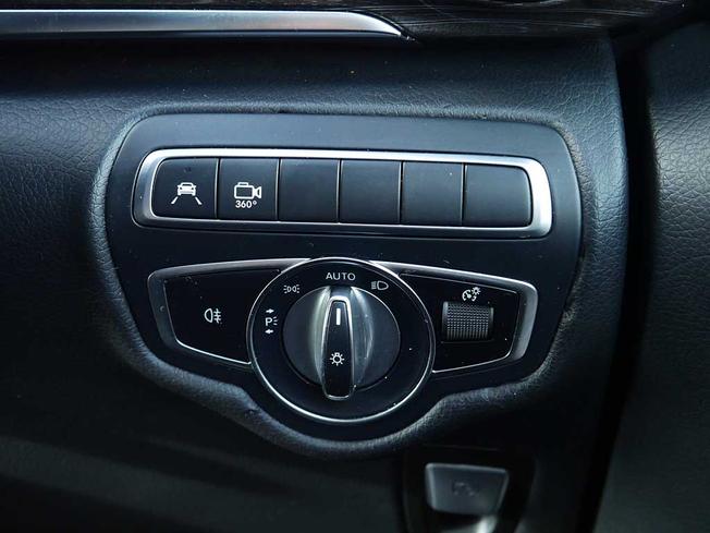 MERCEDES-BENZ Eqv Photo 14