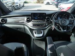 MERCEDES-BENZ Eqv Photo 5