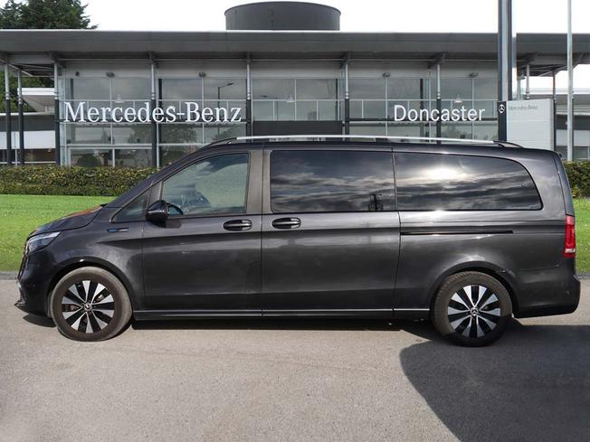 MERCEDES-BENZ Eqv Photo 7