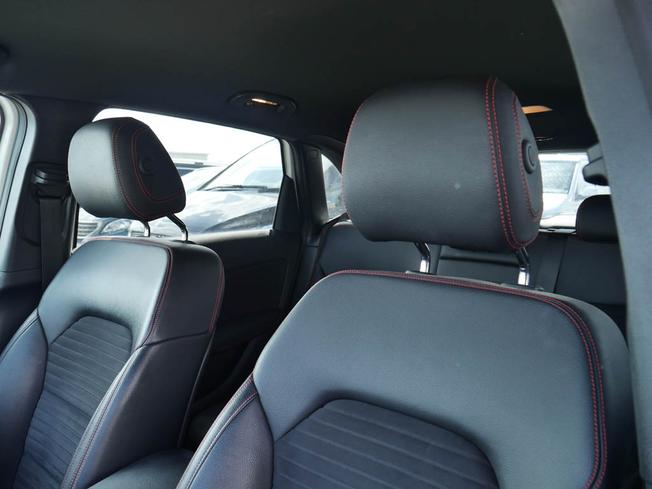 MERCEDES-BENZ B Class Photo 43