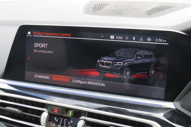 BMW X5 Photo 39