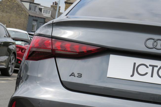 Audi A3 Photo 33