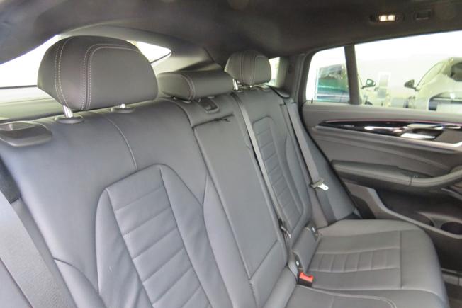 BMW X4 Photo 34