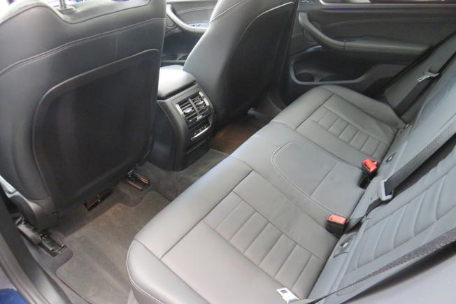 BMW X4 Photo 38